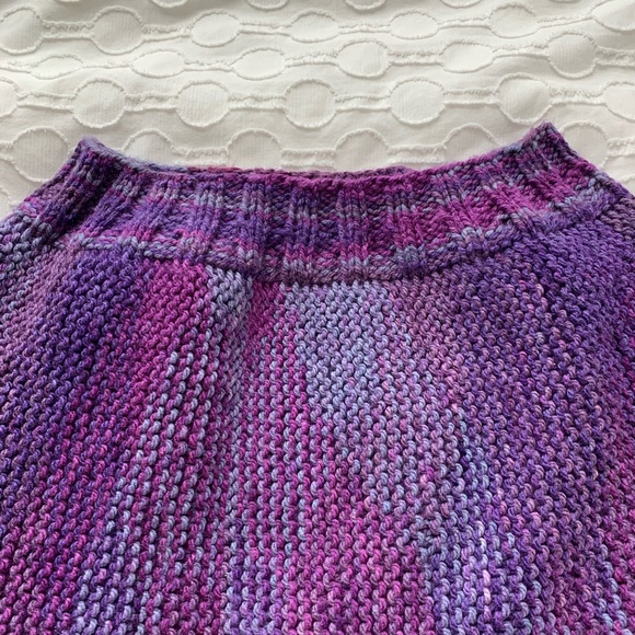 Handmade knit purple skirt - Picture 3 of 4